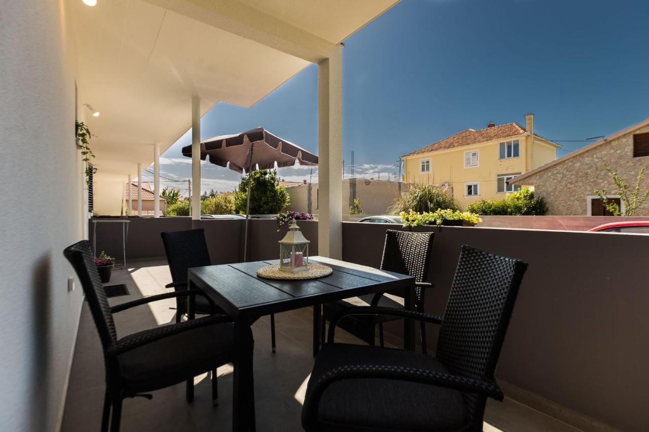Petra Modern Apartment With Free Parking And Bbq Задар Экстерьер фото